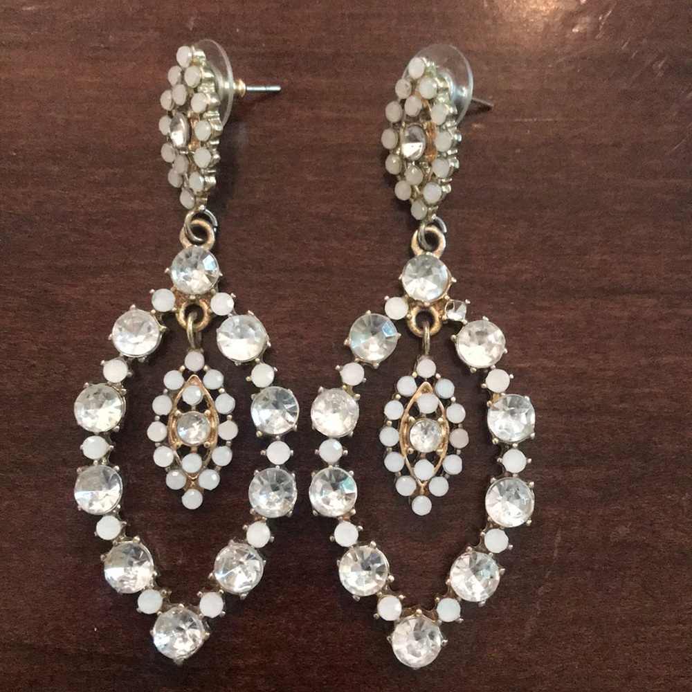 Fashion drop earrings